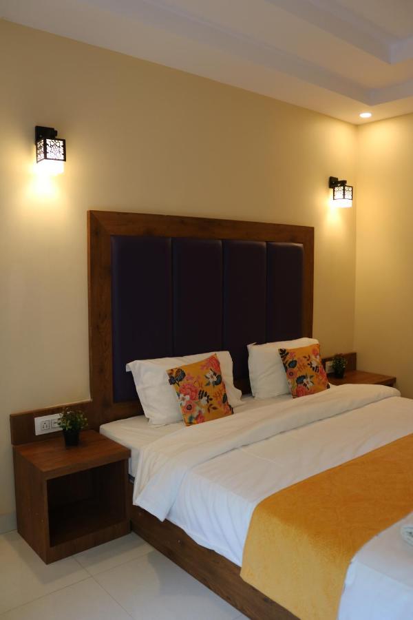 Hotel Centro Calangute Esterno foto