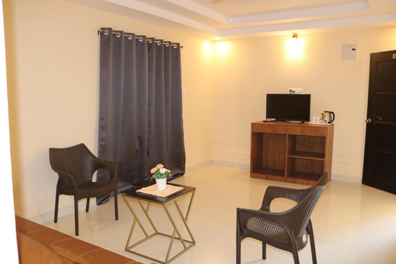 Hotel Centro Calangute Esterno foto