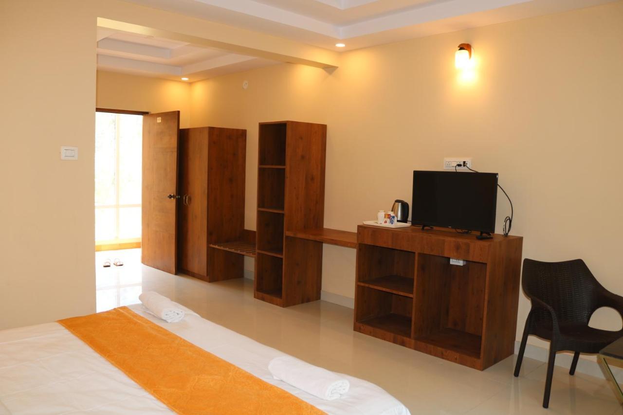 Hotel Centro Calangute Esterno foto