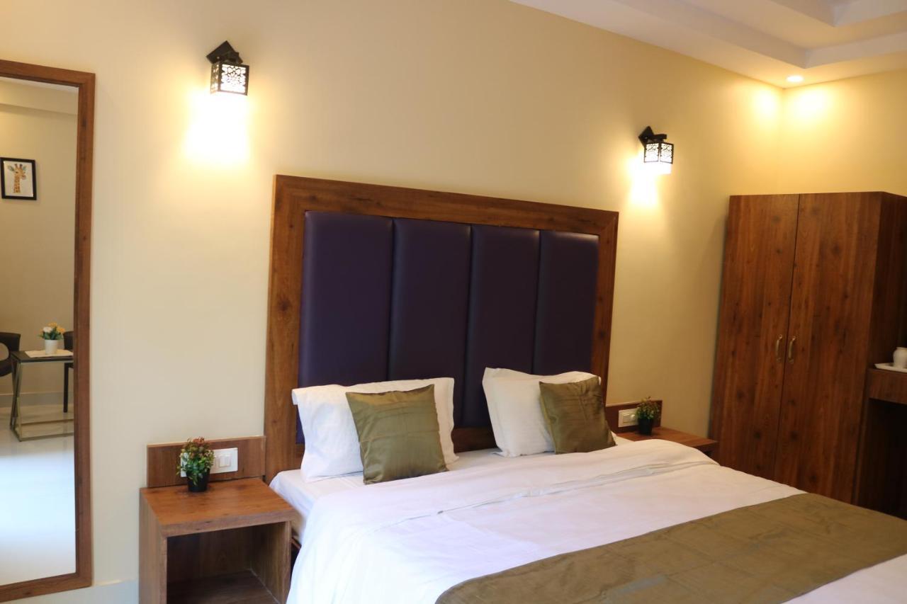 Hotel Centro Calangute Esterno foto