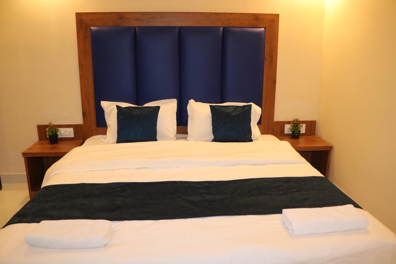 Hotel Centro Calangute Esterno foto