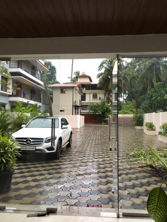 Hotel Centro Calangute Esterno foto